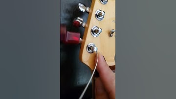Thumbnail of Guitar String change Z Bend #guitar #beginners #guitarist #stratocaster