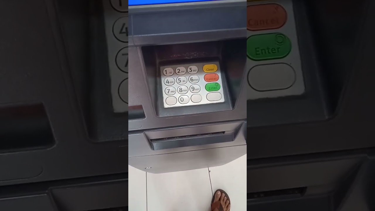 bahan story.. prank temen ambil uang di atm. 