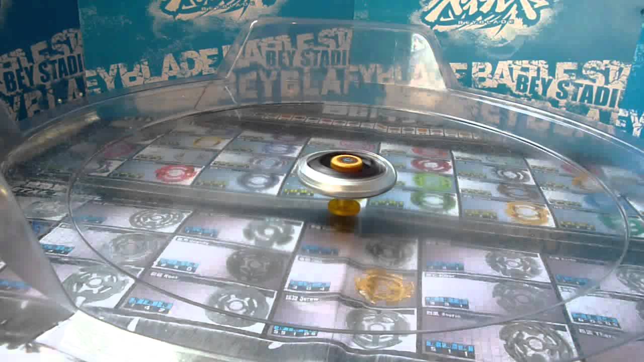 Beyblade 4D Phantom Orion 4:D solo spin stamina test
