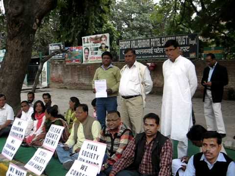 DEMONSTRATION AT JANTAR MANTAR FOR BRINGING PEACE ...