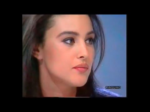 Monica Bellucci Italian Interview