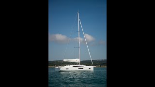 Beneteau Oceanis 40.1 walkthrough with Ed