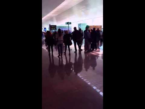 Valls Rent a Car -Aeropuerto Menorca - Meeting point - Punto de encuentro.