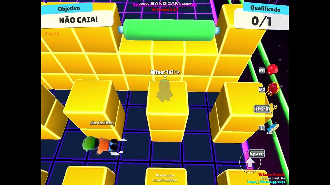 Stumble cups em um notbook travadeira