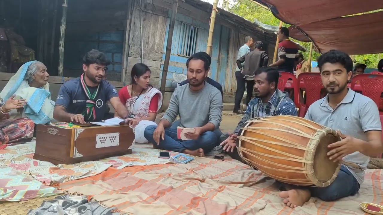 পাগলের ডঙ্কা বাজে হরিচাঁদ বলে।। মহাসংকীর্ত্তন।। শিল্পী উজ্জ্বল বিশ্বাস এবং অপু দাতা। 