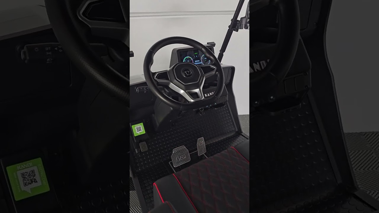 Серая электрическая гольф-машина Kandi Kruiser 4PRO с передним расположением сиденья