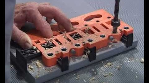 Universal drilling templates for drawer and pull-out systems