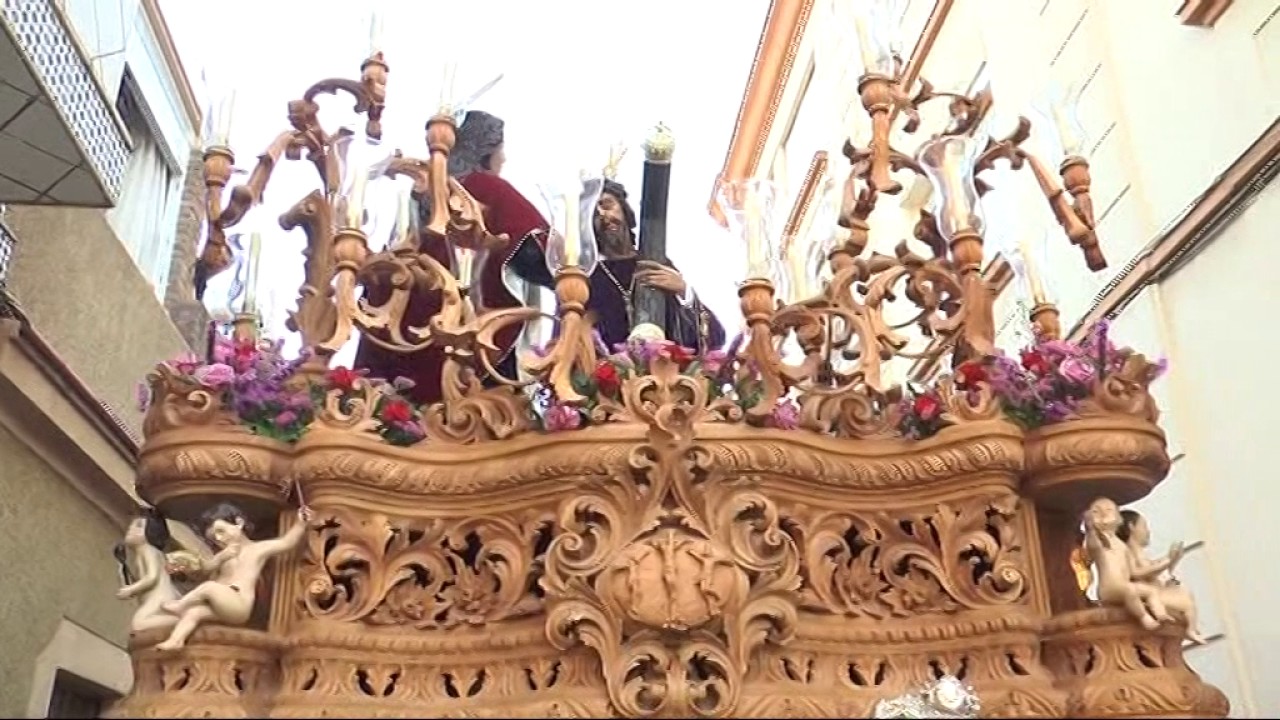 LA LINEA JUEVES SANTO LA SALUD Y EL PERDON