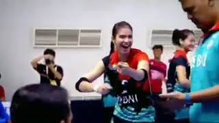 Cewek cantik joget