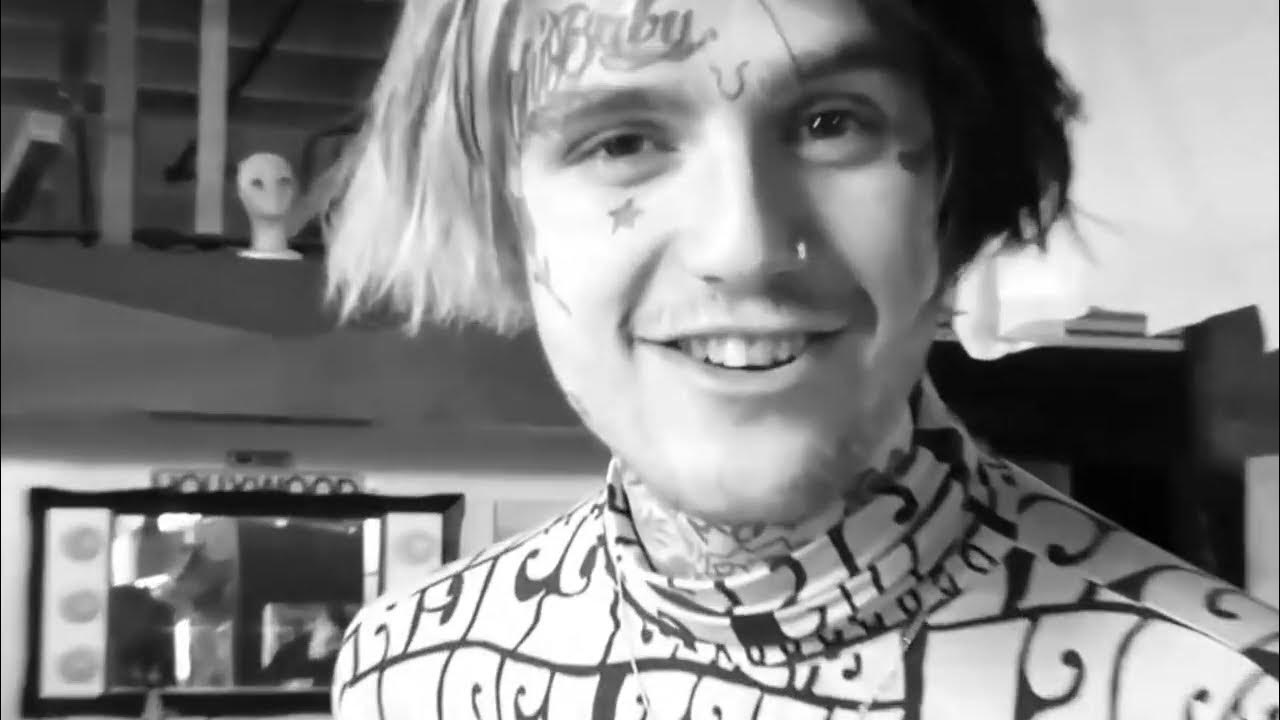 Лил пип гоша рубчинский. Lil peep цитаты. Слова лил пипа. Лил пип с белыми волосами. Lil peep 2016.