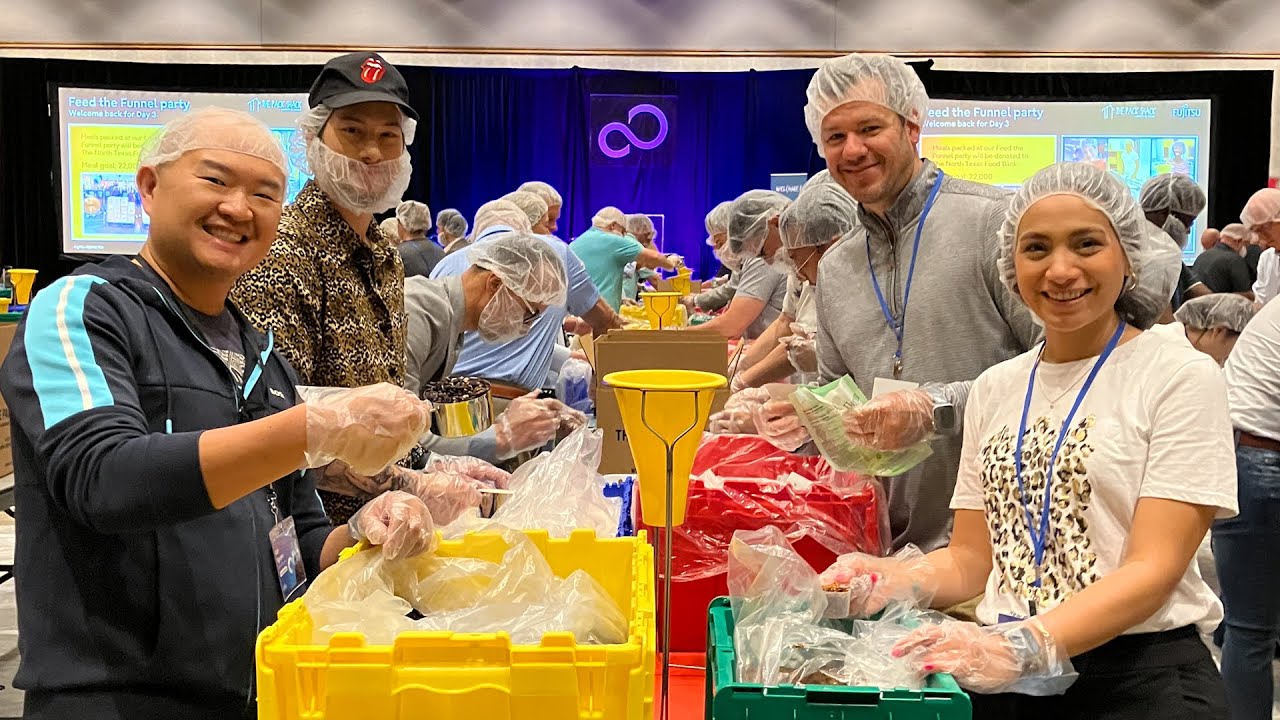 Fujitsu makes 22,000 meals for North Texas Food Bank