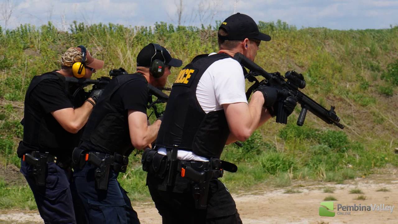 Altona Police Service Tests New M4 Rifles YouTube