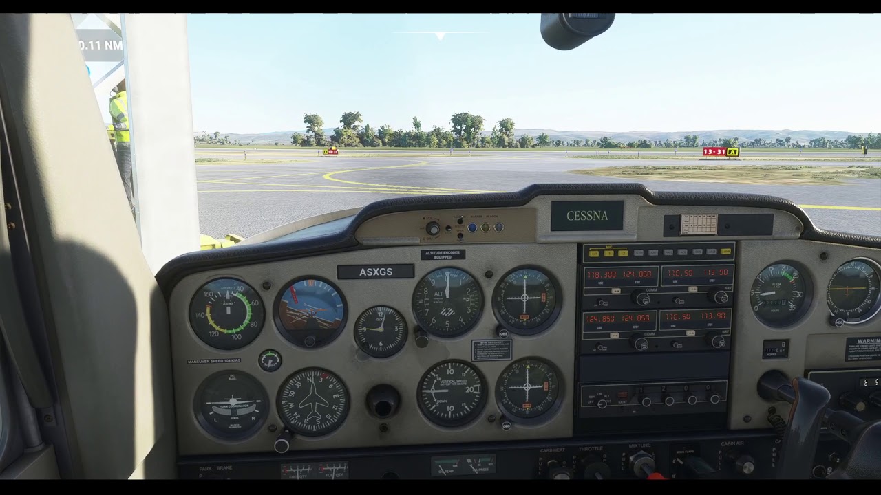 How to cold start a Cessna 152 - YouTube