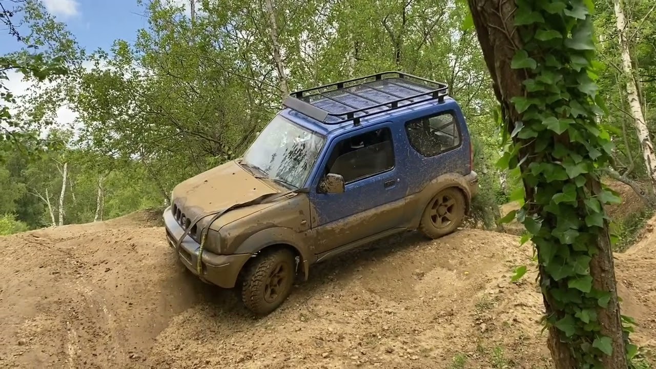 John Morgan Slindon Safari 4x4 Suzuki Jimny off road.