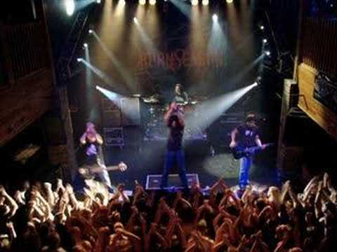 Burn Season - Ceiling bekijken op YouTube Burn Season - Ceiling bekijken op YouTube