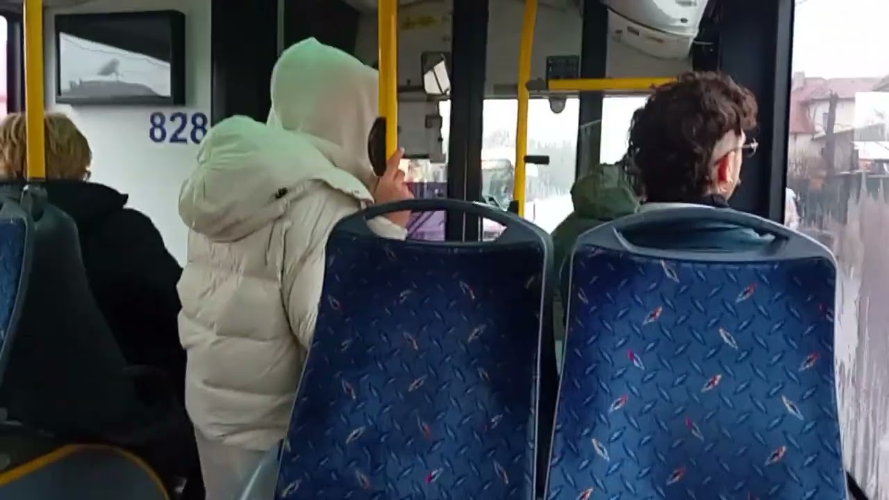 Solaris Urbino 18 III #828 on Route 30 Ride