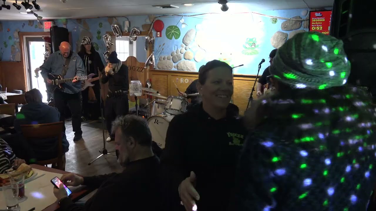 Cool Classic Rock Jam at Frogzz  2-1-26 in 4K