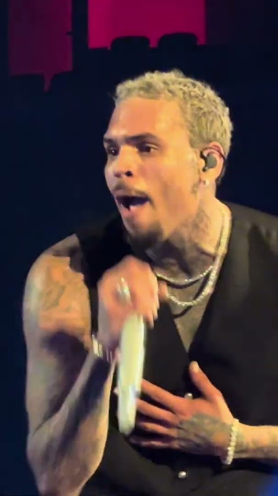 Download lagu Chris Brown mixes 1992 Jodeci's Come & Talk to Me with Call Me Everyday at Paris Breezy Bowl