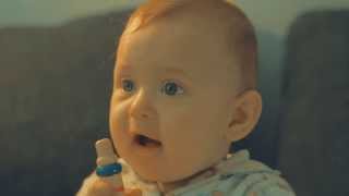 Jean-Claude Van Damme&#39;s Epic Split Baby-Parody. Volvo trucks ad пародия. #shorts