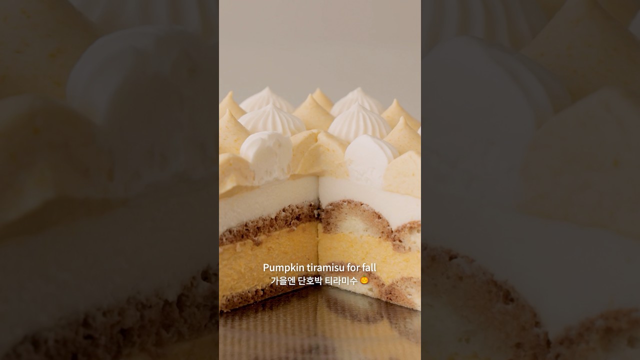 레이디핑거부터 구운 가을 단호박 티라미수 케이크 Fall Pumpkin Tiramisu Cake 🎃 With Homemade Ladyfingers