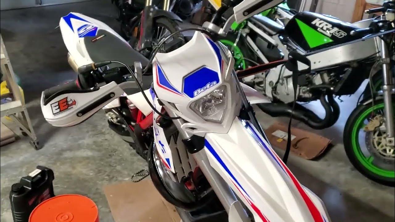 Beta 300 Xtrainer Oil Change. YouTube