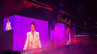 Bruno Mars - Uptown Funk (Soldier Field Chicago) 5/16/26