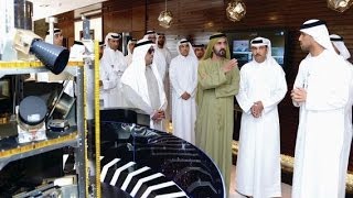 أخبار الآن - أبناء الإمارات أول فريق عربي يصنع قمراً اصطناعياً 100 % ويطلقه إلى الفضاء.