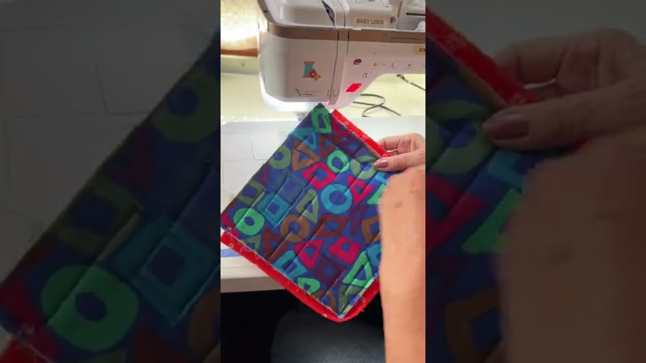 ТУТ НЕОБХОДИМАЯ лапка для подшивания одеяла. Как мы раньше справлялись???