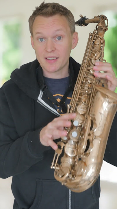 (Very!) Fast Blues Lick with False Fingering!