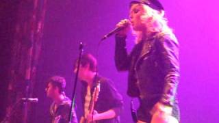 The Sounds - &quot;Dance with me&quot;