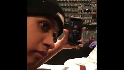 Cardi B and Popperazzi Po handling some beef with Msmoemoney on FaceTime