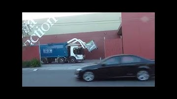 Cleanaway Dennis Eagle Front Loader