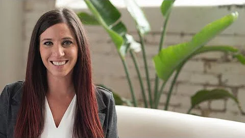 Finance Expert Danielle Hayden - Live Interview