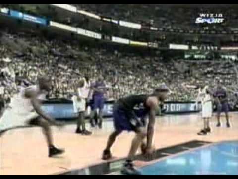 2001 Vince Carter Posterizes Mutombo (Again)