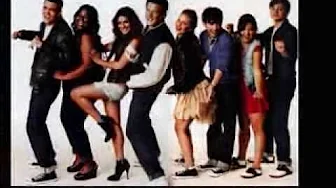 Glee Cast - Deck The Rooftop Lyrics Glee Cast - Deck The Rooftop Lyrics