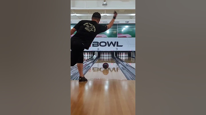 딱 이렇게 열두번만 치면되는데... 볼링 참 어렵다  #bowling #shorts