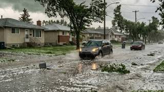 🚨 Saskatchewan Under Severe Storm Threat Tonight: 90 kmh Winds, Large Hail & Funnel Cloud Risk
