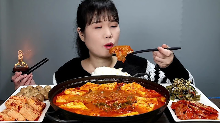 Spicy, kimchi stew, kimchi, mukbang.