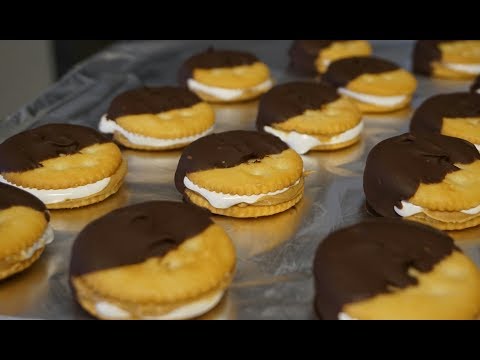 PMS Cookies | 4 Ingredients | Sandwich Cookie