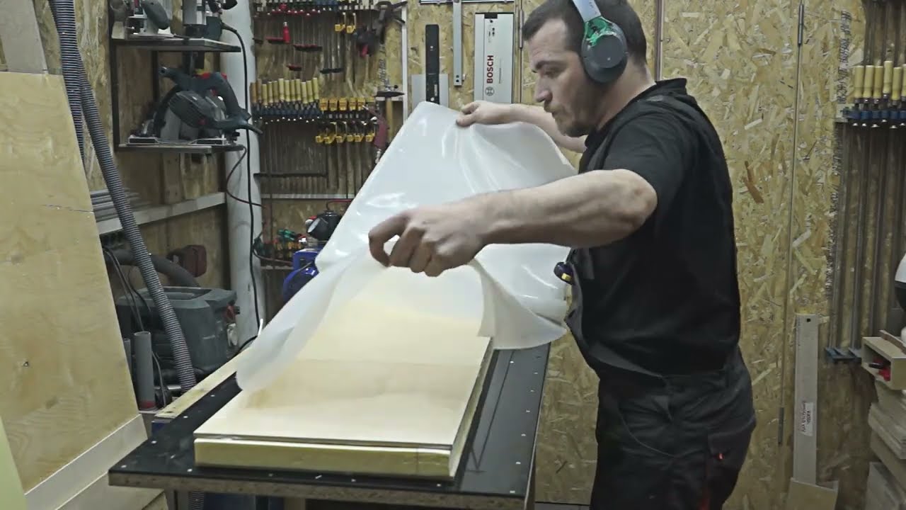 Склейка корпуса.