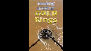 Finding another GOLD Ring #gold #beach #metaldetecting
