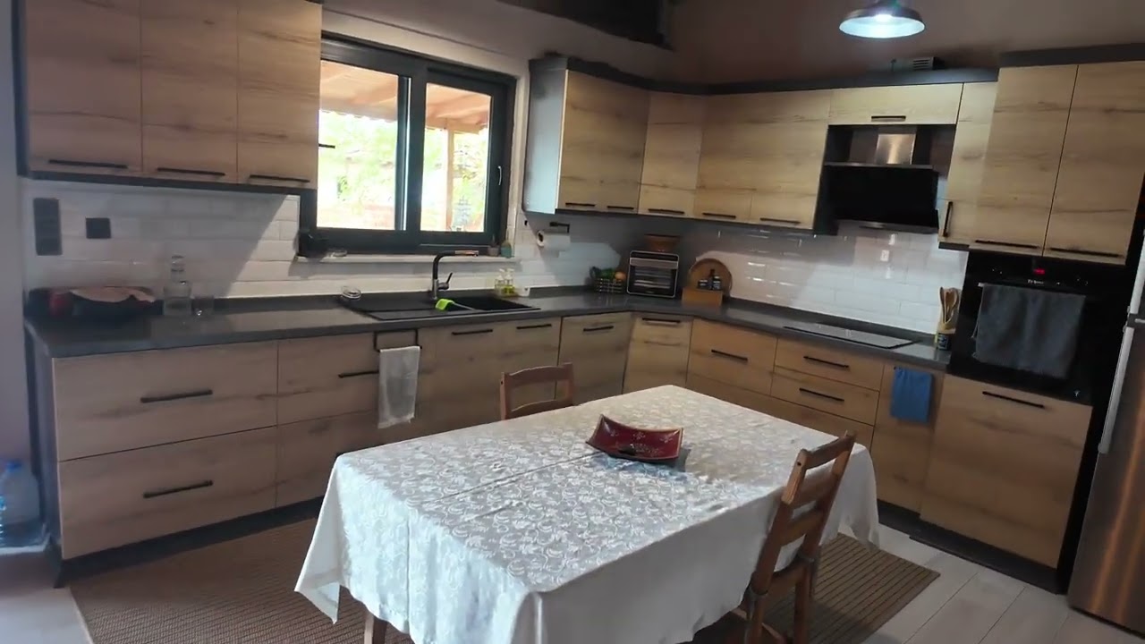 ŞÖMİNELİ 523 M2 ARSA İÇİNDE 3+1 TAŞ TEMELLİ MÜSTAKİL EV