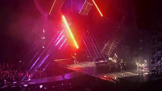 Muse - live at the 3 Arena Dublin 27-Sep-23 - plug in baby