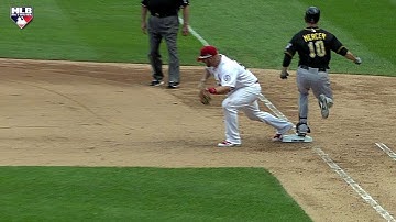 PIT@STL Gm2: Mercer hustles into first with a single