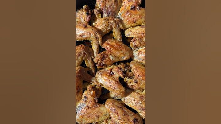 Crispy oven roasted chicken wings