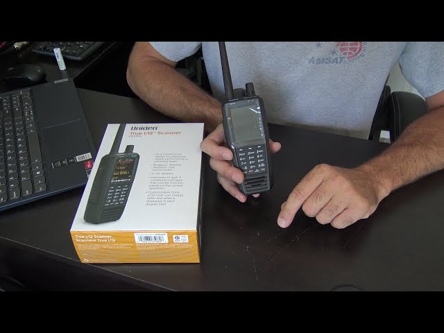 Uniden SDS100 Handheld Scanner, True I/Q Technology, Part 1 - YouTube