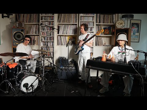 Allysha Joy live in the Brownswood Basement