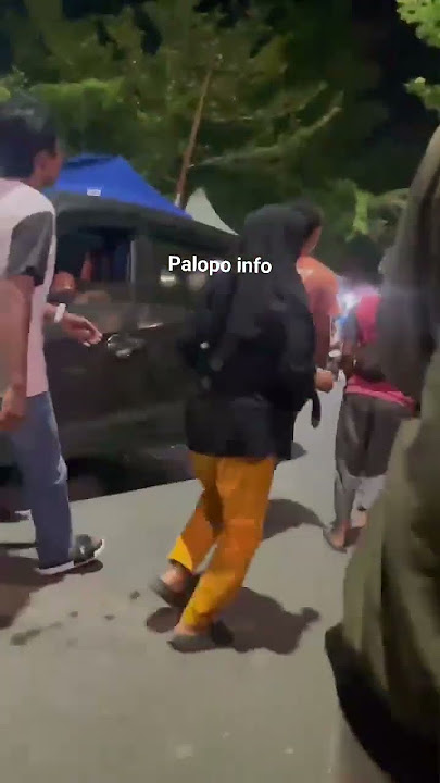 VIDEO ISTRI SAH DIDUGA LABRAK PELAKOR DI LAPANGAN PANCASILA PALOPO SULSEL