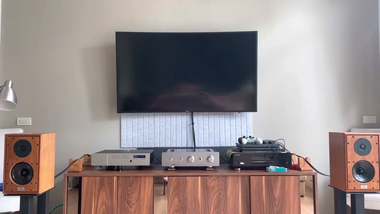 Harbeth p3esr with sugden a21se sig