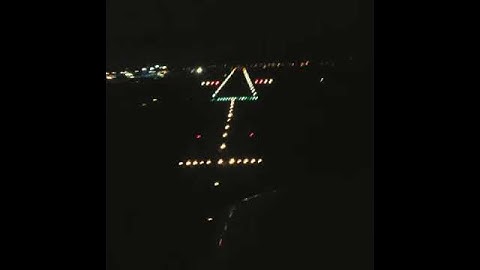 Landing at night using papi
